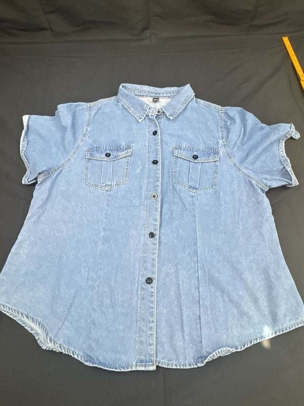 SHEIN Curve Short Sleeve Denim Shirt Size 4XL Light Blue Button Down